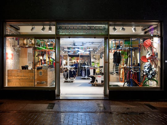 Loja de roupa no bairro Jordan em Amsterdam Loja de roupa no bairro Jordan em Amsterdam