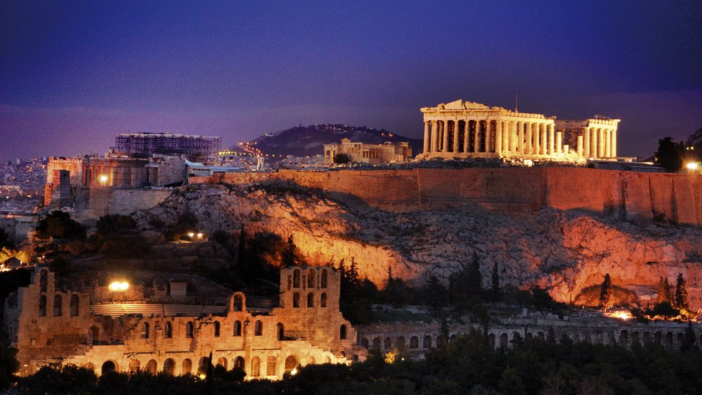 Acrópole de Atenas iluminada de noite Acrópole de Atenas iluminada de noite