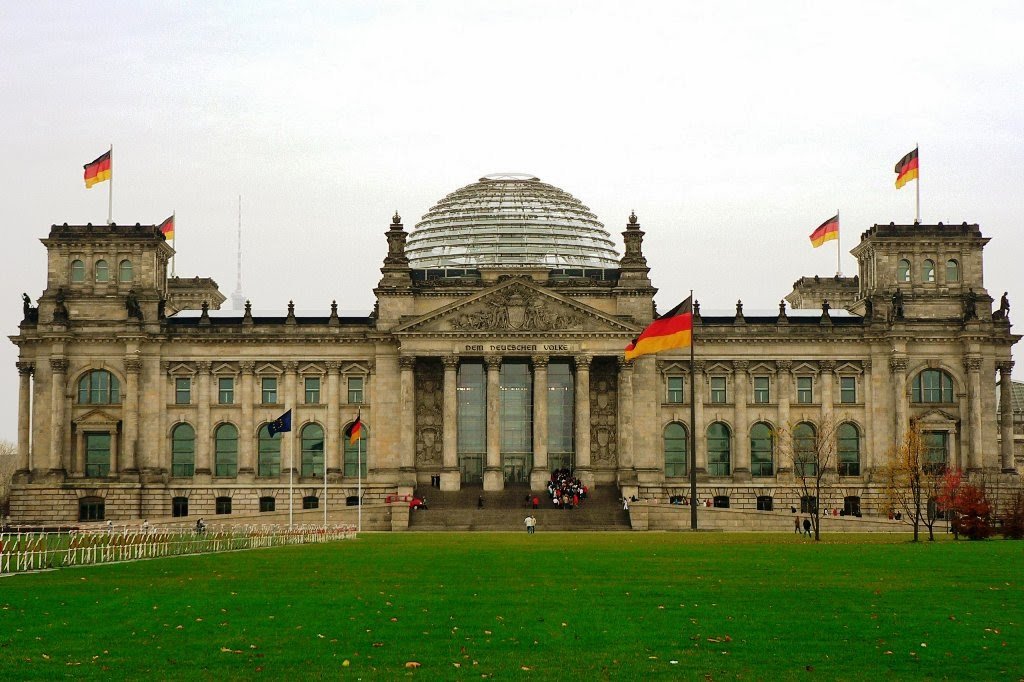 Prédio Reichstag em Berlim na Alemanha Prédio Reichstag em Berlim na Alemanha