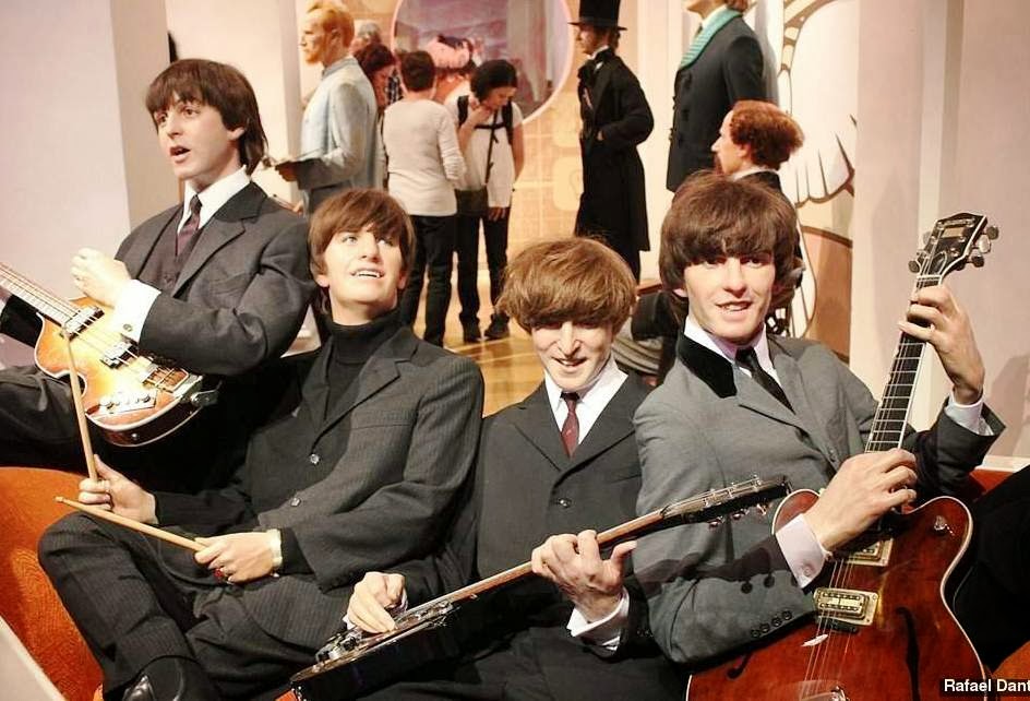 Beatles no Museu de cera Madame Tussauds em Londres Beatles no Museu de cera Madame Tussauds em Londres