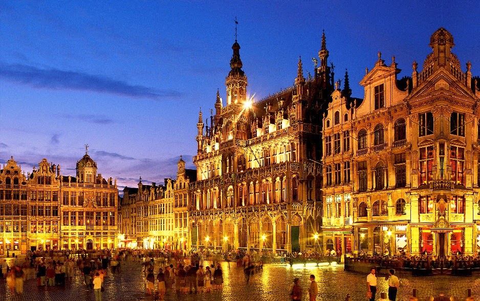 Construções na Grand Place em Bruxelas Construções na Grand Place em Bruxelas
