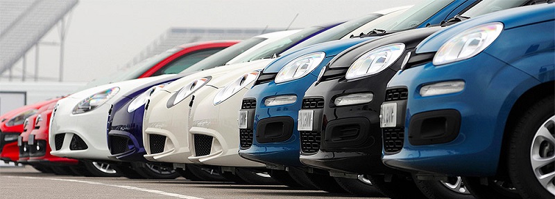 Carros parados em locadora Carros parados em locadora