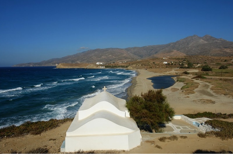 Praia Amitis na ilha de Naxos Praia Amitis na ilha de Naxos