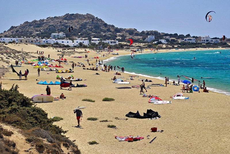 Praia Mikri Vigla na ilha de Naxos Praia Mikri Vigla na ilha de Naxos