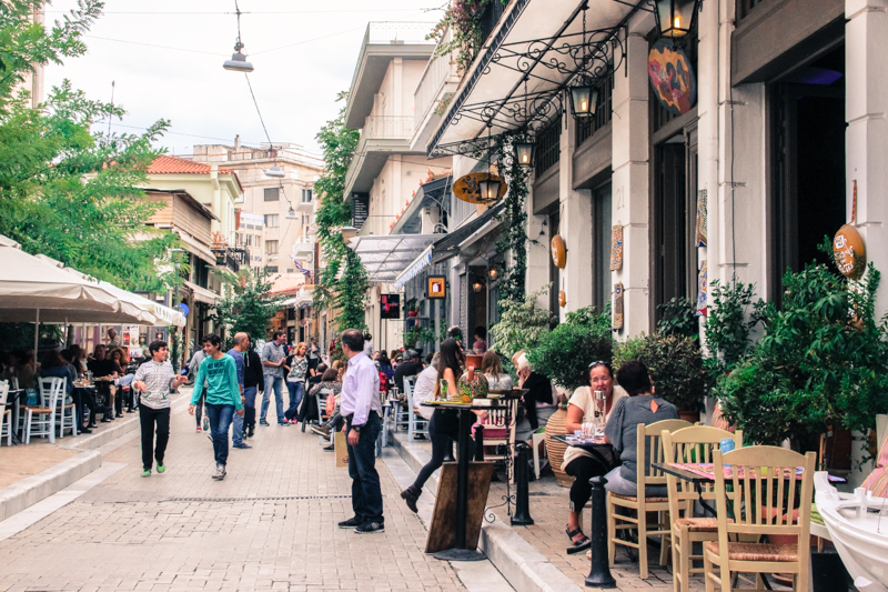Rua da região de Psiri em Atenas Rua da região de Psiri em Atenas