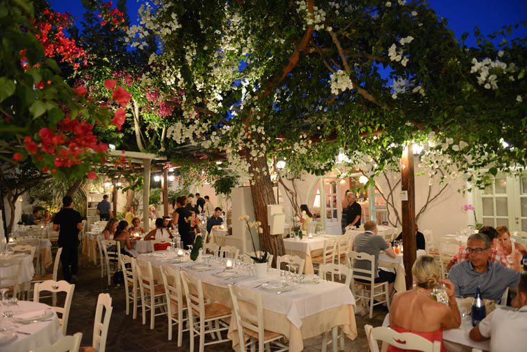 Restaurante Avra na ilha de Mykonos Restaurante Avra na ilha de Mykonos