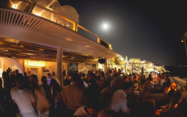 Tango Bar na ilha de Santorini Tango Bar na ilha de Santorini